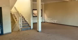 Complexe commercial à louer à l’hippodrome Complexe commercial à louer à l’hippodrome