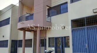 Complexe commercial à louer – Hippodrome, Bamako
