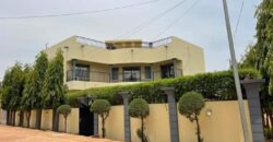 Villa duplex 4 chambres climatisée avec jardin à louer – Bolé SEMA, Faladié Villa duplex 4 chambres climatisée avec jardin à louer – Bolé SEMA, Faladié