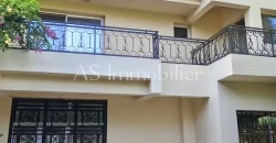 Villa avec piscine à louer à la Cité du Niger Villa avec piscine à louer à la Cité du Niger