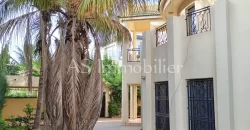 Villa avec piscine à louer à la Cité du Niger Villa avec piscine à louer à la Cité du Niger
