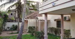 Villa avec piscine à louer à la Cité du Niger Villa avec piscine à louer à la Cité du Niger