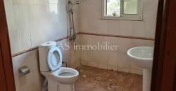 Villa avec piscine à louer à la Cité du Niger Villa avec piscine à louer à la Cité du Niger