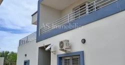 Villa avec piscine à vendre à sébénikoro Villa avec piscine à vendre à sébénikoro