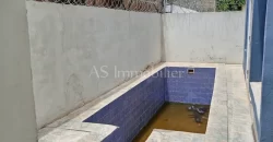 Villa avec piscine à vendre à sébénikoro Villa avec piscine à vendre à sébénikoro