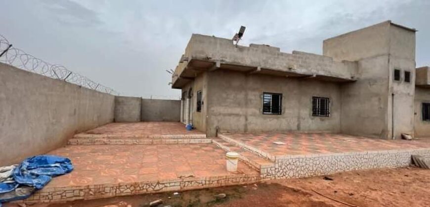 Villa spacieuse 3 chambres sur 750 m² à vendre – Dialakorobougou