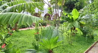 Villa 5 chambres avec piscine et jardin à louer – Hippodrome, Bamako