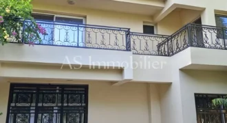 Villa duplex 4 chambres avec piscine à louer – Cité du Niger, Bamako