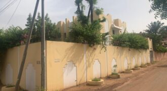 Villa duplex 5 chambres avec piscine à louer – Cité du Niger, Bamako