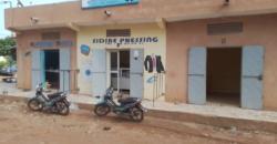 LOCATION ESPACE COMMERCIAL LOCATION ESPACE COMMERCIAL