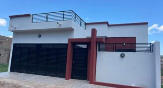 Villa basse 3 chambres sur 200 m² à vendre – Sirakoro