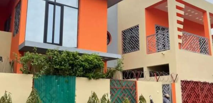 Villa duplex 4 chambres avec bureau à louer – Sotuba ACI, Bamako