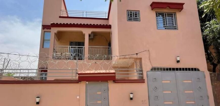 Villa duplex climatisée 4 chambres à louer – Zerny, Yirimadio, Bamako