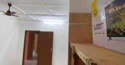 MAISON (VILLA) A VENDRE A SIRAKORO MEGUETANA MAISON (VILLA) A VENDRE A SIRAKORO MEGUETANA