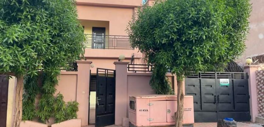 Villa duplex meublée 4 chambres à louer – Yirimadio, près des 700 Logements