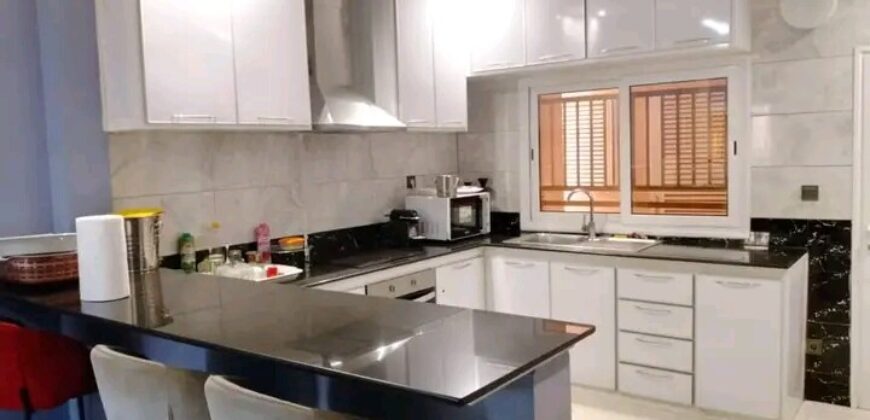 Villa duplex meublée 4 chambres avec piscine à louer – Sotuba ACI