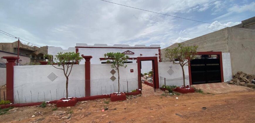 Villa meublée 3 chambres sur 300 m² à vendre – Sirakoro Méguétana