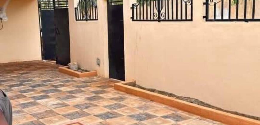 Villa neuve 3 chambres sur 300 m² à vendre – Titibougou, Bamako