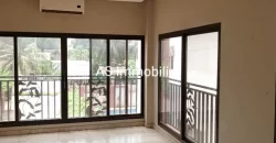 Duplex moderne avec piscine à louer à Badalabougou Est Duplex moderne avec piscine à louer à Badalabougou Est