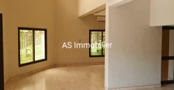 Duplex moderne avec piscine à louer à Badalabougou Est Duplex moderne avec piscine à louer à Badalabougou Est