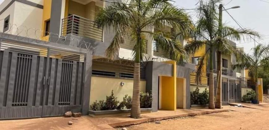 Duplex non meublé 4 chambres à louer – Yirimadio Zerny