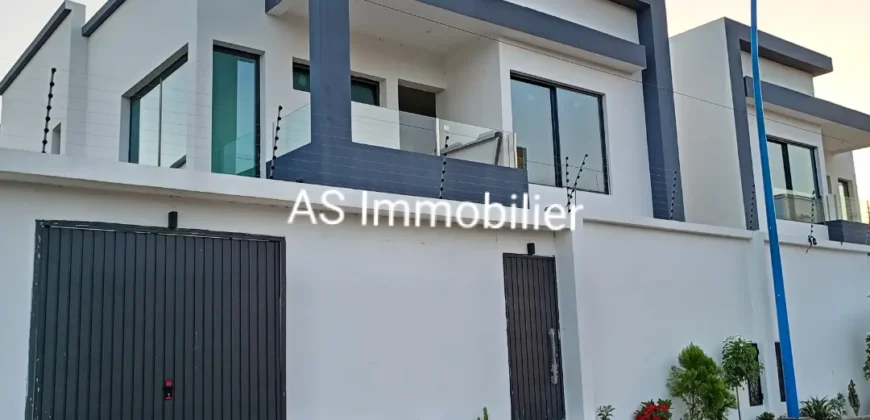 Duplex meublé de haut standing à louer – Sébénikoro, piscine et salle de sport