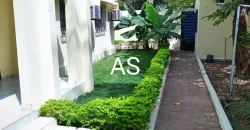 Villa avec piscine à louer à Badalabougou Est Villa avec piscine à louer à Badalabougou Est