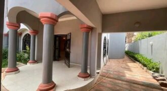 Villa duplex 5 chambres à louer – Baco Djicoroni Golf