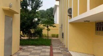 Villa duplex avec piscine 4 chambres à louer – Magnambougou Faso Kanu