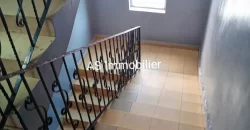 Appartement de 3 CHAMBRES non meublé à louer à l’ACI 2000 Appartement de 3 CHAMBRES non meublé à louer à l’ACI 2000