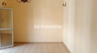 Appartement de 3 CHAMBRES non meublé à louer à l’ACI 2000