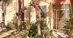 Villa avec piscine et groupe électrogène à louer à Torokorobougou Villa avec piscine et groupe électrogène à louer à Torokorobougou