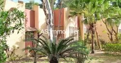 Villa avec piscine et groupe électrogène à louer à Torokorobougou Villa avec piscine et groupe électrogène à louer à Torokorobougou