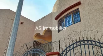 Appartement de 3 CHAMBRES séparé non meublé à louer à Sébénikoro