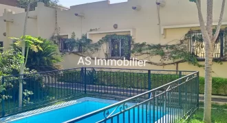 Villa avec piscine à louer à Badalabougou Est