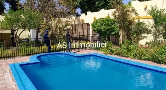 Villa meublée avec piscine à louer à Badalabougou Est