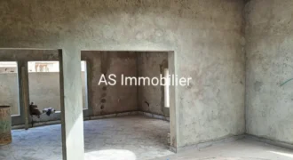 Villa neuve 3 chambres sur 300 m² à vendre – Niamana, Grabal
