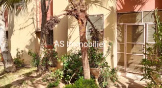 Villa avec piscine et groupe électrogène à louer – Torokorobougou