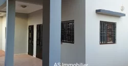 Villa Duplex non meublée à louer à Sébénikoro Villa Duplex non meublée à louer à Sébénikoro