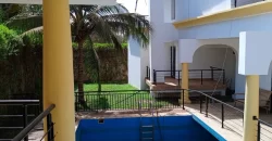 Duplex avec piscine à louer à la Cité du Niger Duplex avec piscine à louer à la Cité du Niger