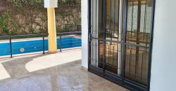 Duplex avec piscine à louer à la Cité du Niger Duplex avec piscine à louer à la Cité du Niger