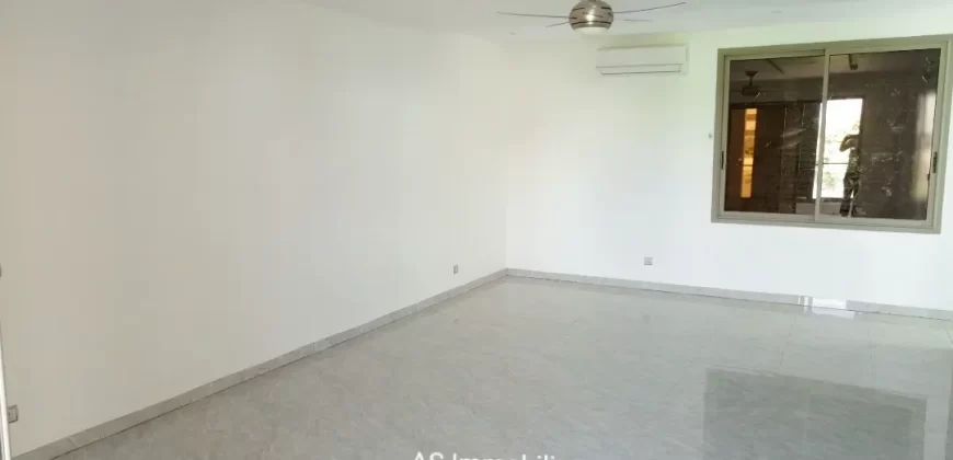 Duplex avec piscine à louer à l’ ACI 2000