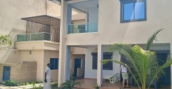 Duplex meublé avec piscine à louer à l’ACI 2000 Duplex meublé avec piscine à louer à l’ACI 2000