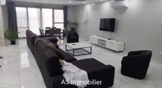 Appartement meublé 2 chambres de haut standing à louer – ACI 2000, Palais des Sports