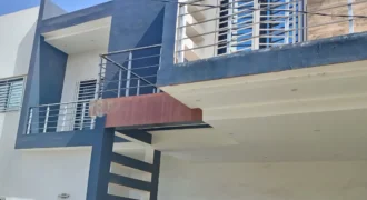 Duplex meublé avec piscine 4 chambres à louer – début de Sébénikoro