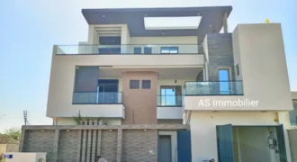 Duplex moderne avec piscine 5 chambres à louer – ACI 2000