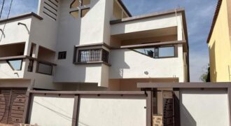 Villa duplex 4 chambres à vendre – Titibougou, 300 m² en titre foncier