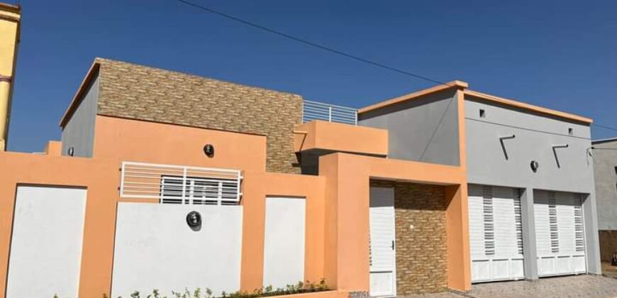 Villa moderne neuve 3 chambres à vendre – Siracoro, Cité Trésor