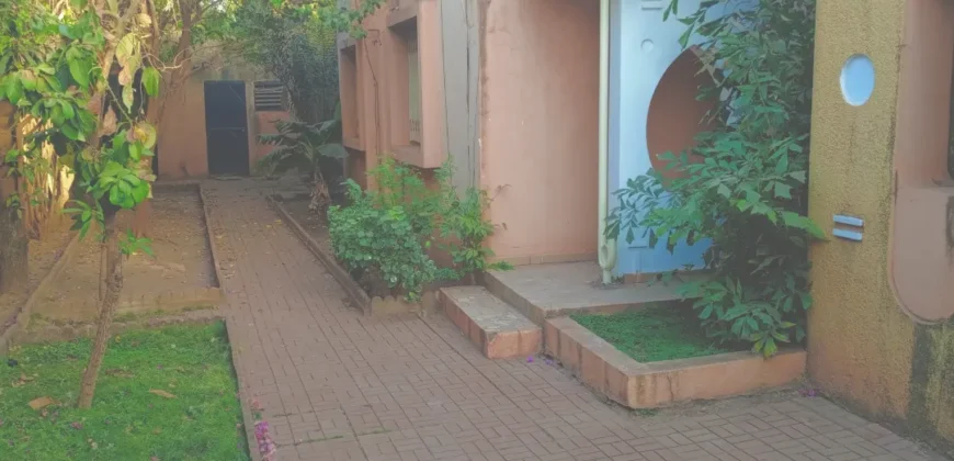 Villa avec piscine 3 chambres à louer – Badalabougou Est
