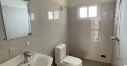 Magnifique villa triplex à LOUER à l’ACI 2000 Magnifique villa triplex à LOUER à l’ACI 2000